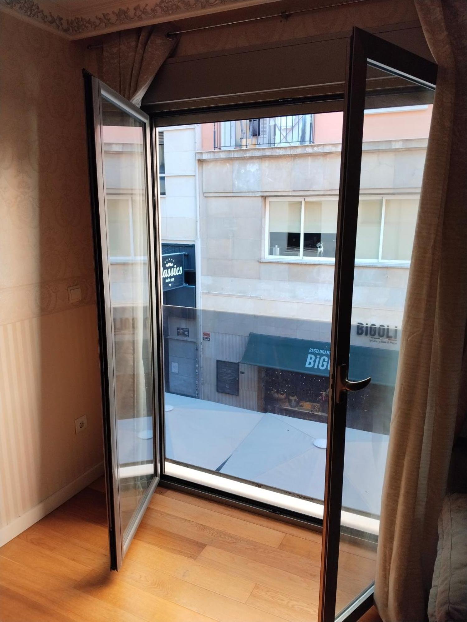 City Center Nice Apartment Аликанте Экстерьер фото
