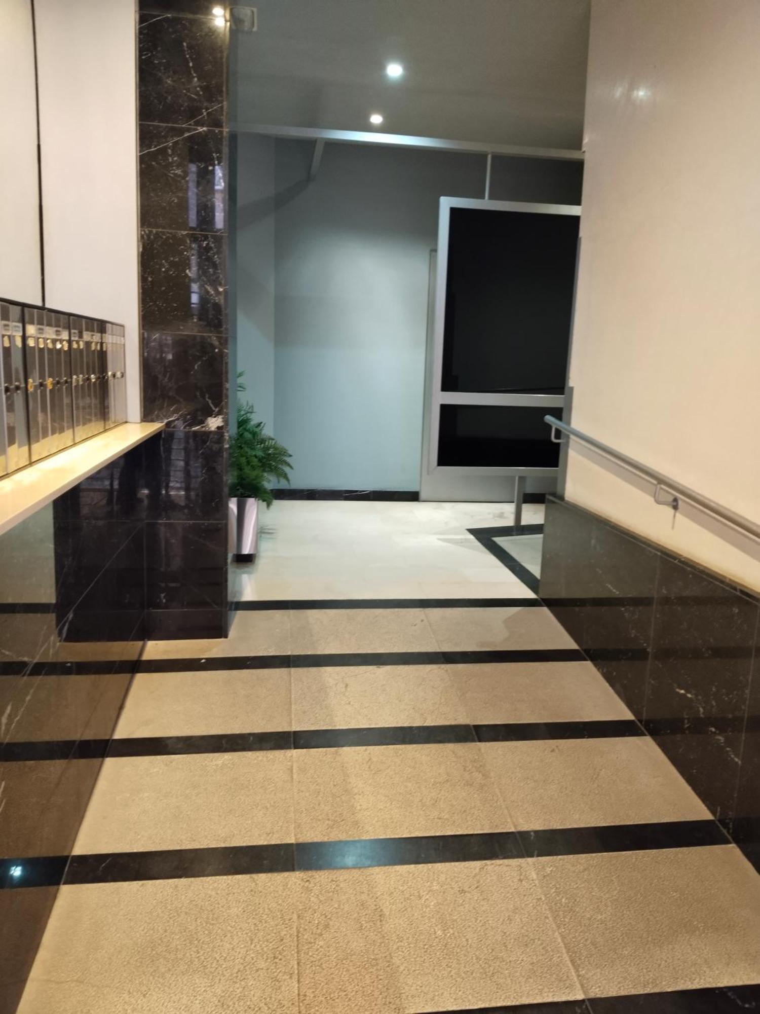 City Center Nice Apartment Аликанте Экстерьер фото
