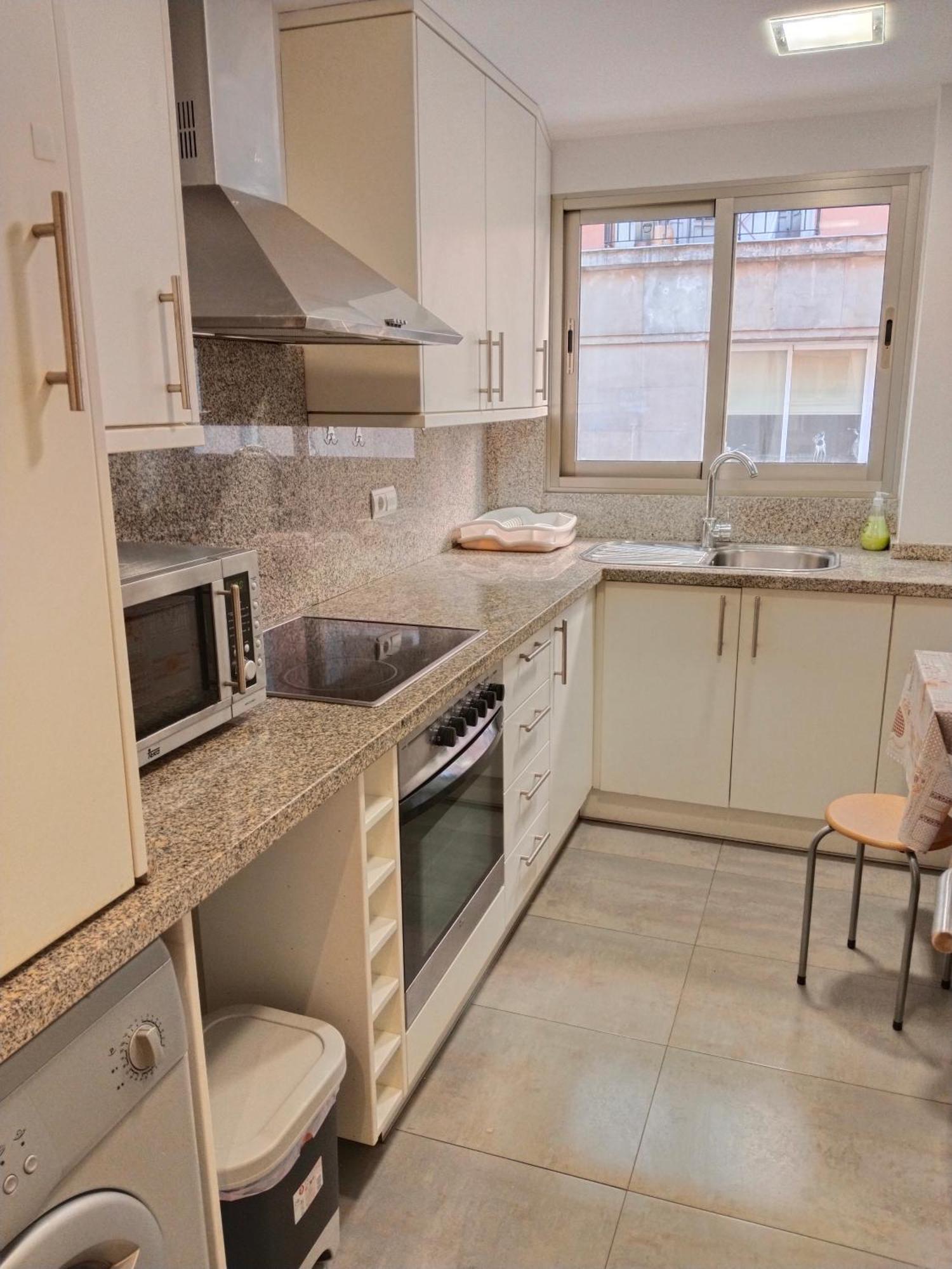 City Center Nice Apartment Аликанте Экстерьер фото
