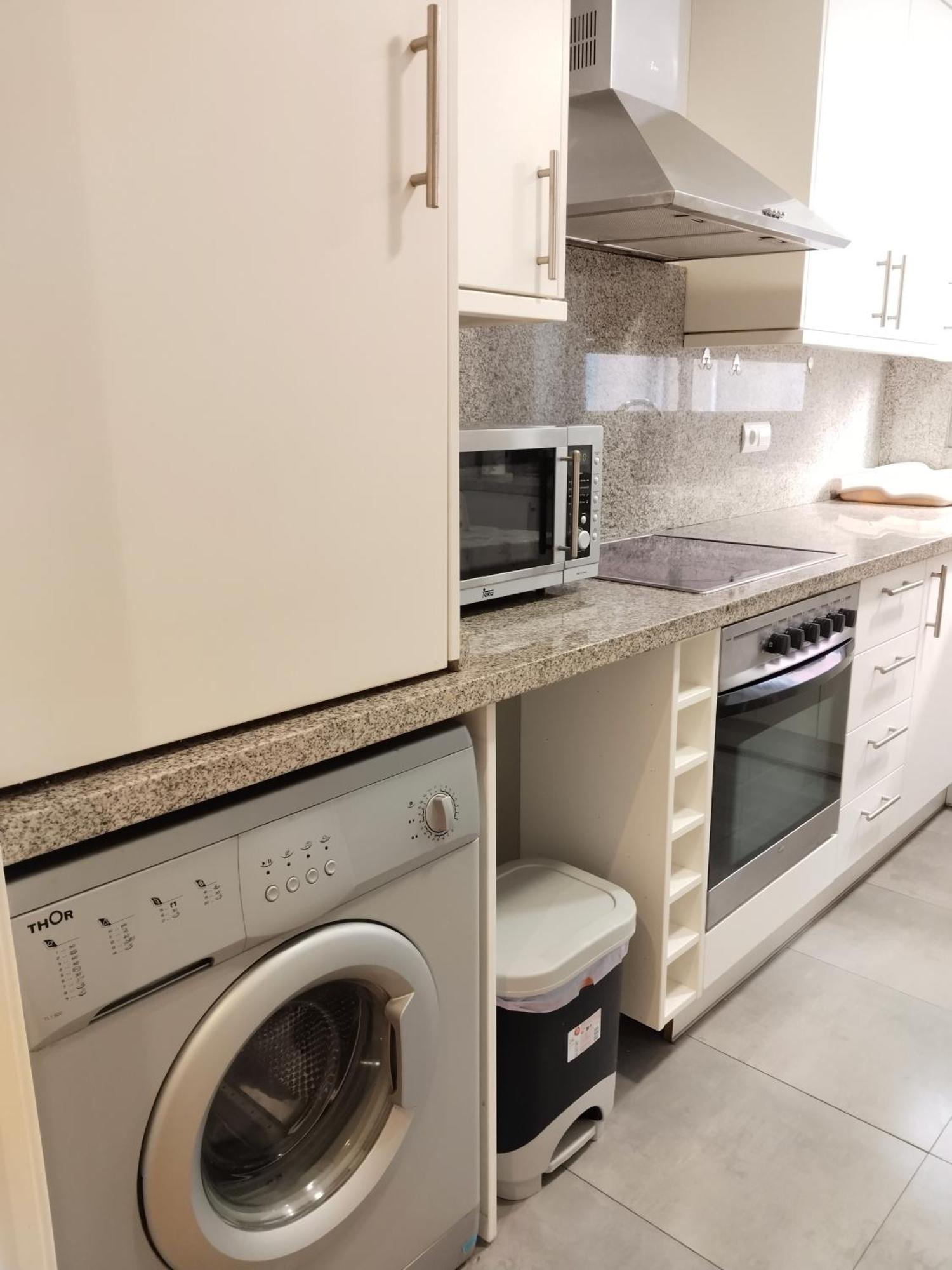 City Center Nice Apartment Аликанте Экстерьер фото